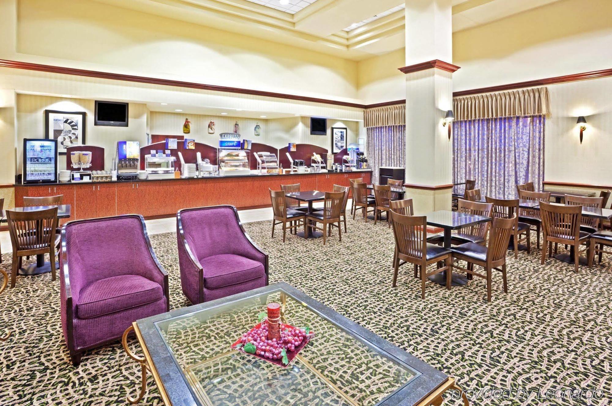 Holiday Inn Express Hotel & Suites Pasco-Tricities By Ihg Exterior photo